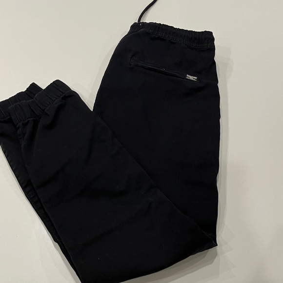 Levi Strauss - Men's Black Chinos - Picture 2 of 7